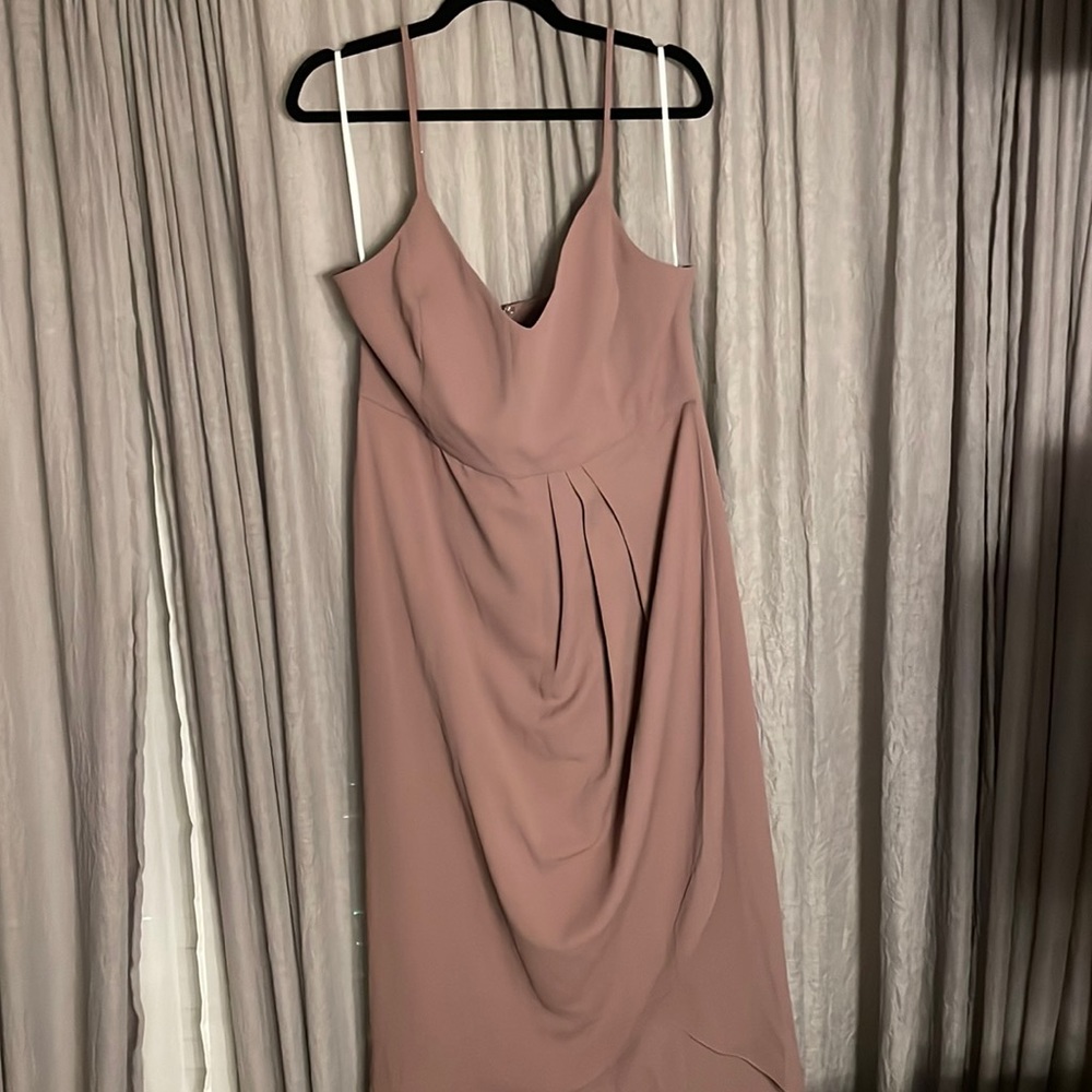 NWT Lulu’s Mauve Neutral Cocktail Dress